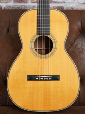 Martin 0-28 VS