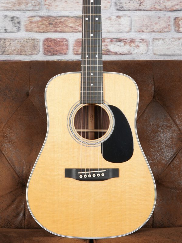 Martin D-28 Size 7 Customshop