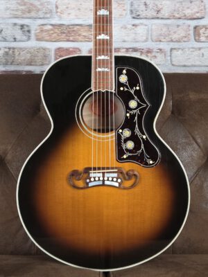 Gibson SJ-200