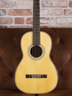 Martin Custom Shop Size 2