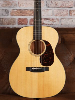 Martin 000-18