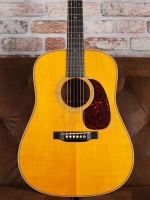 Martin D-28 Authentic 1937 Aged